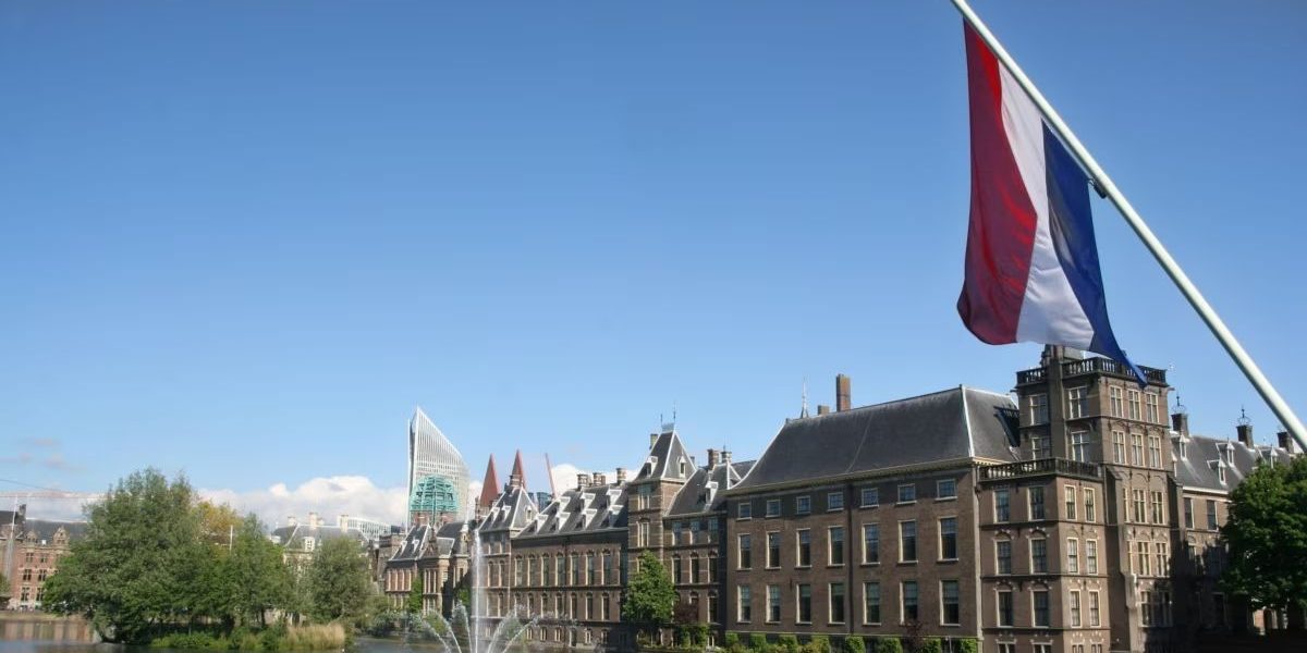 niderlandi_parlament_sporuda